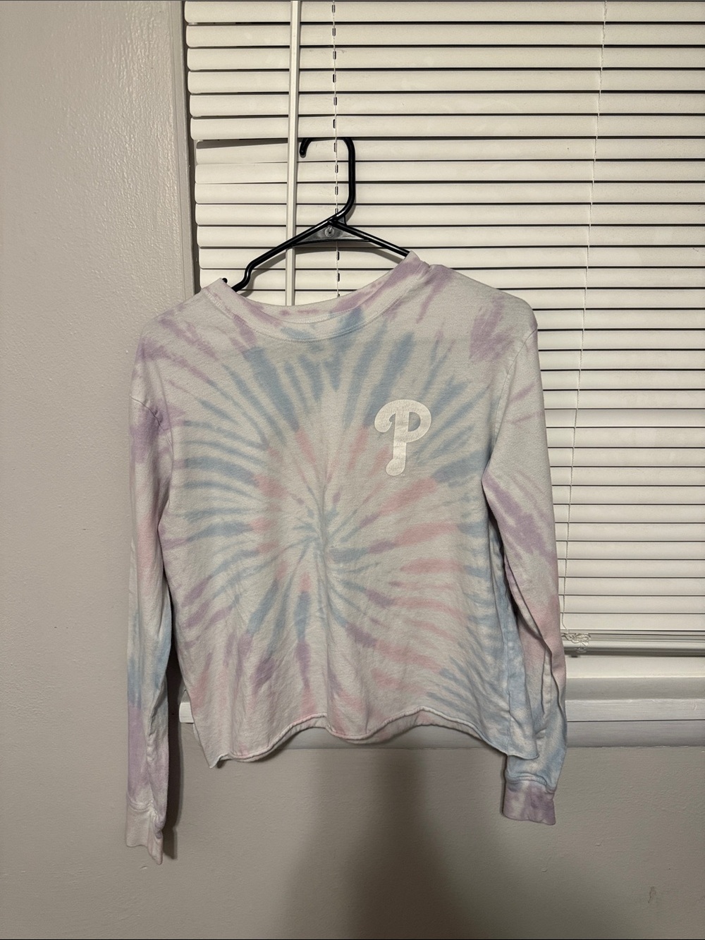 Tie-Dye Long Sleeve Pullover Sweater with 'P' Patch